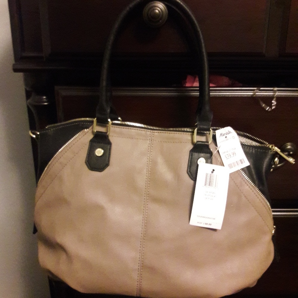 Steve Madden NWT tan/black leather purse